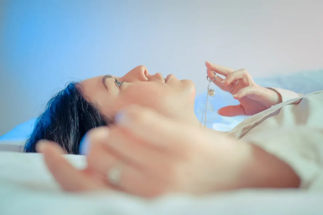 政企食堂承包模式对比：自营托管与全包运营的优劣势分析
